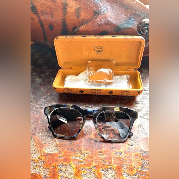 MCM – 52mm Geo Square Blue Havana Sunglasses ? ? main image 3